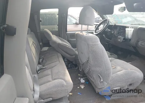 1998 Chevrolet K1500 Fleetside from USA, damaged, VIN 2GCEK19R1W1156164